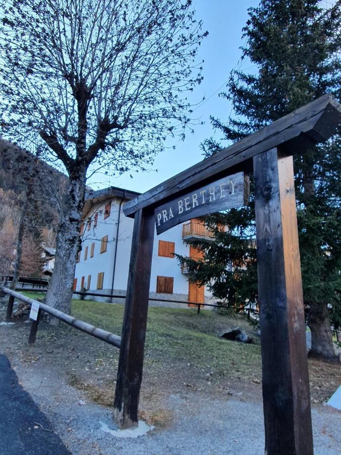 La Casa Di Matilde - Trilocale Vicinissimo Alle Piste Da Sci Ла-Тюйль Экстерьер фото